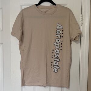 💙 Aeropostale Graphic Shirt